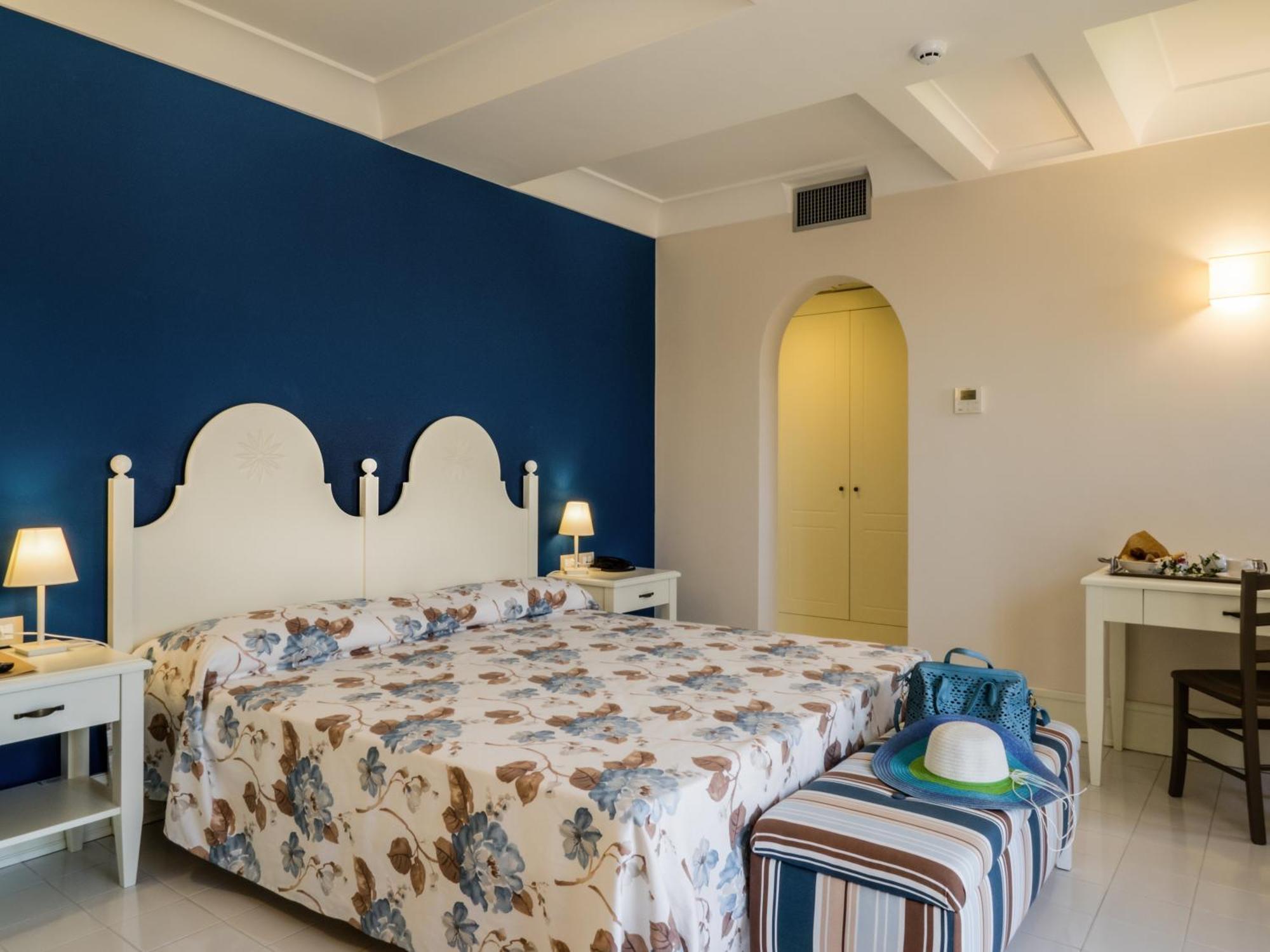 Hotel Danieli Pozzallo Oda fotoğraf
